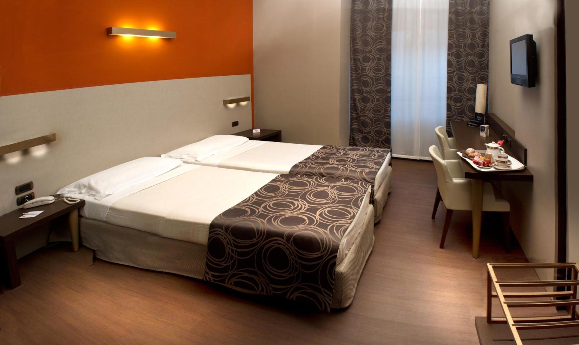 Quarto com 2 Camas de Solteiro
